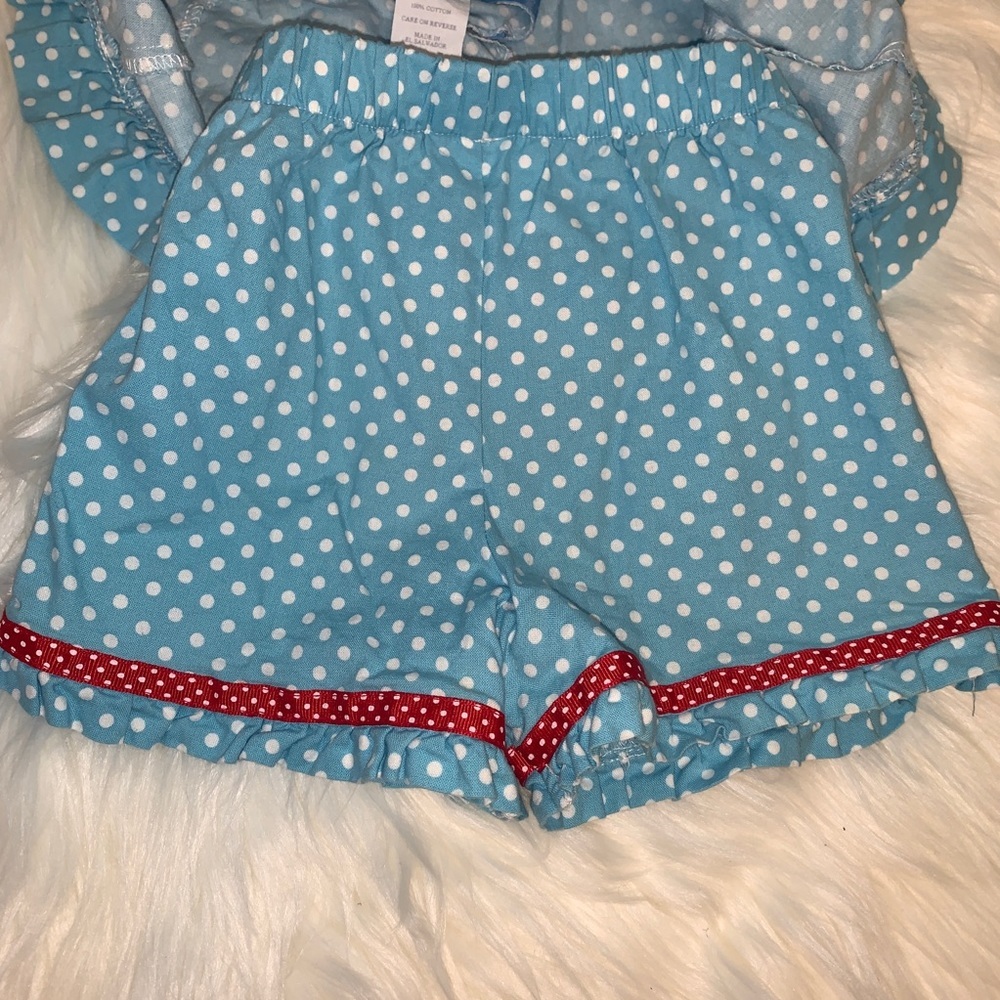 Monday’s Child cupcake outfit - 2T - Picture 3 of 5